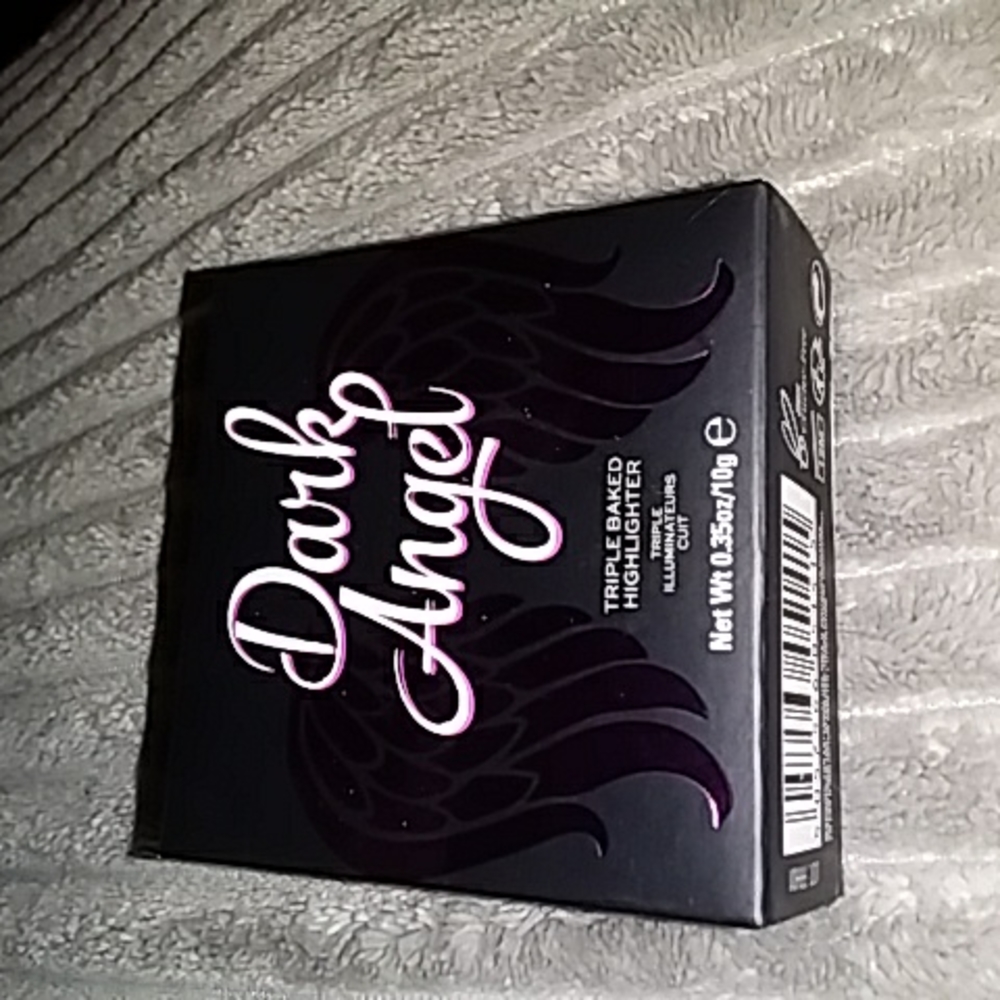 Revolution  Highlighter like new